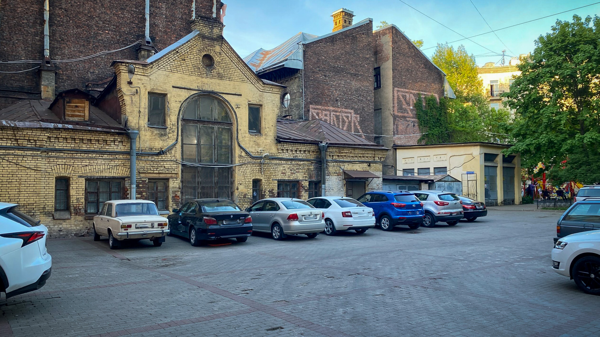 Фотография объекта