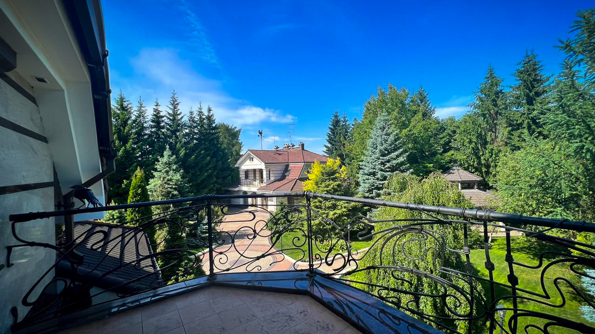 Фотография объекта