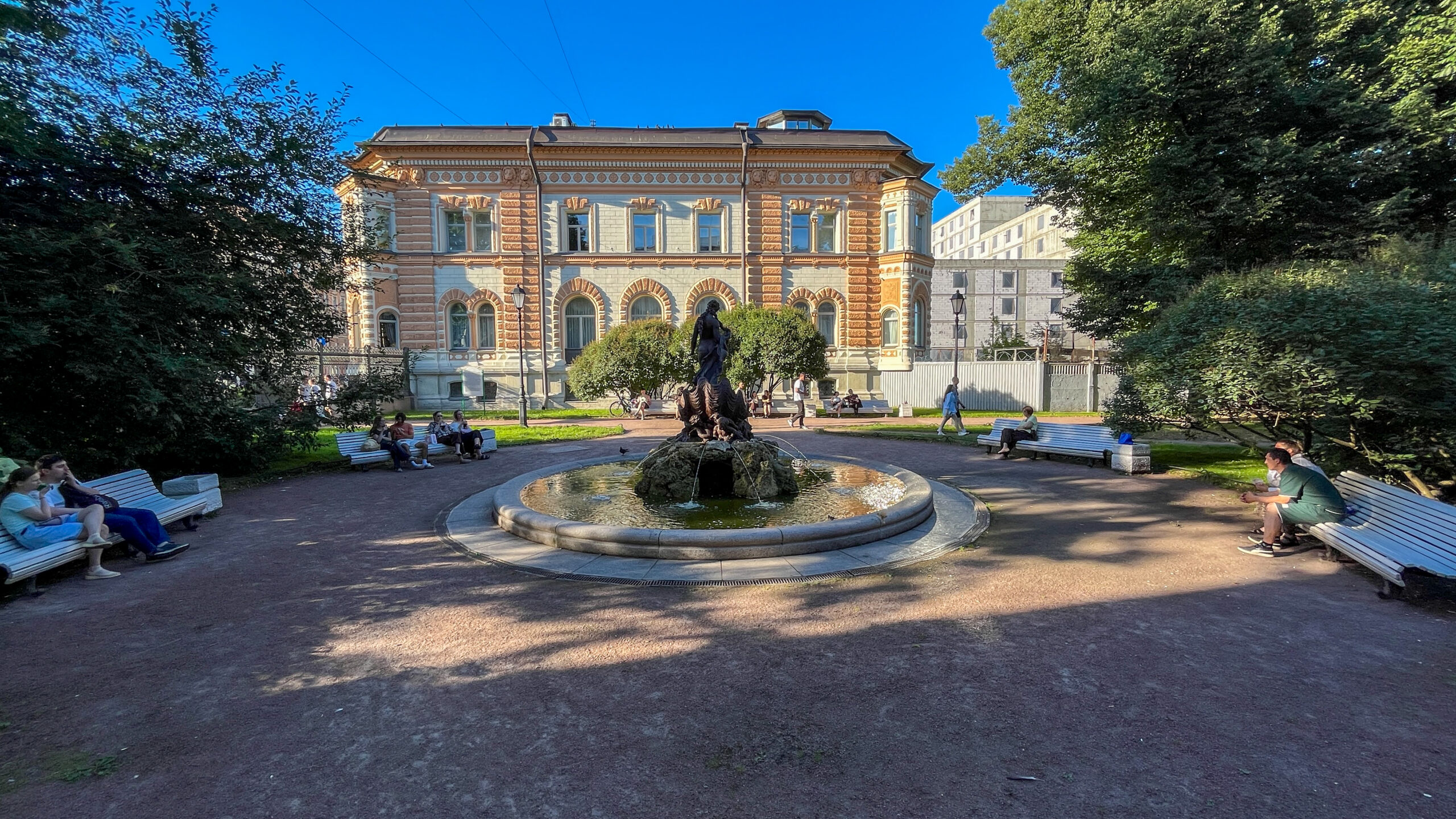 Фотография объекта