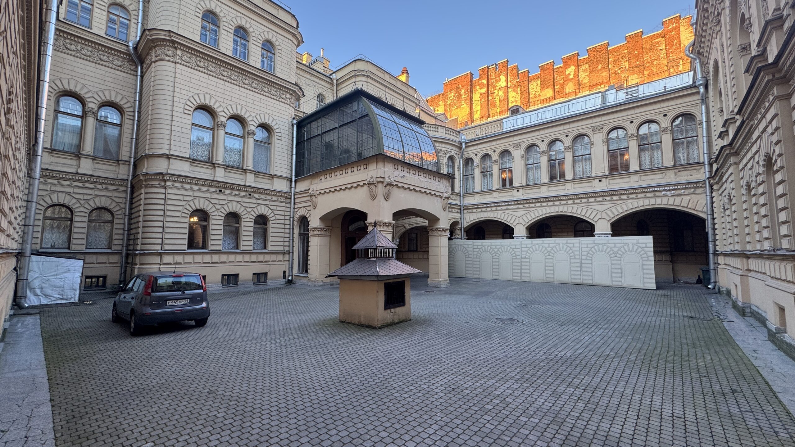 Фотография объекта
